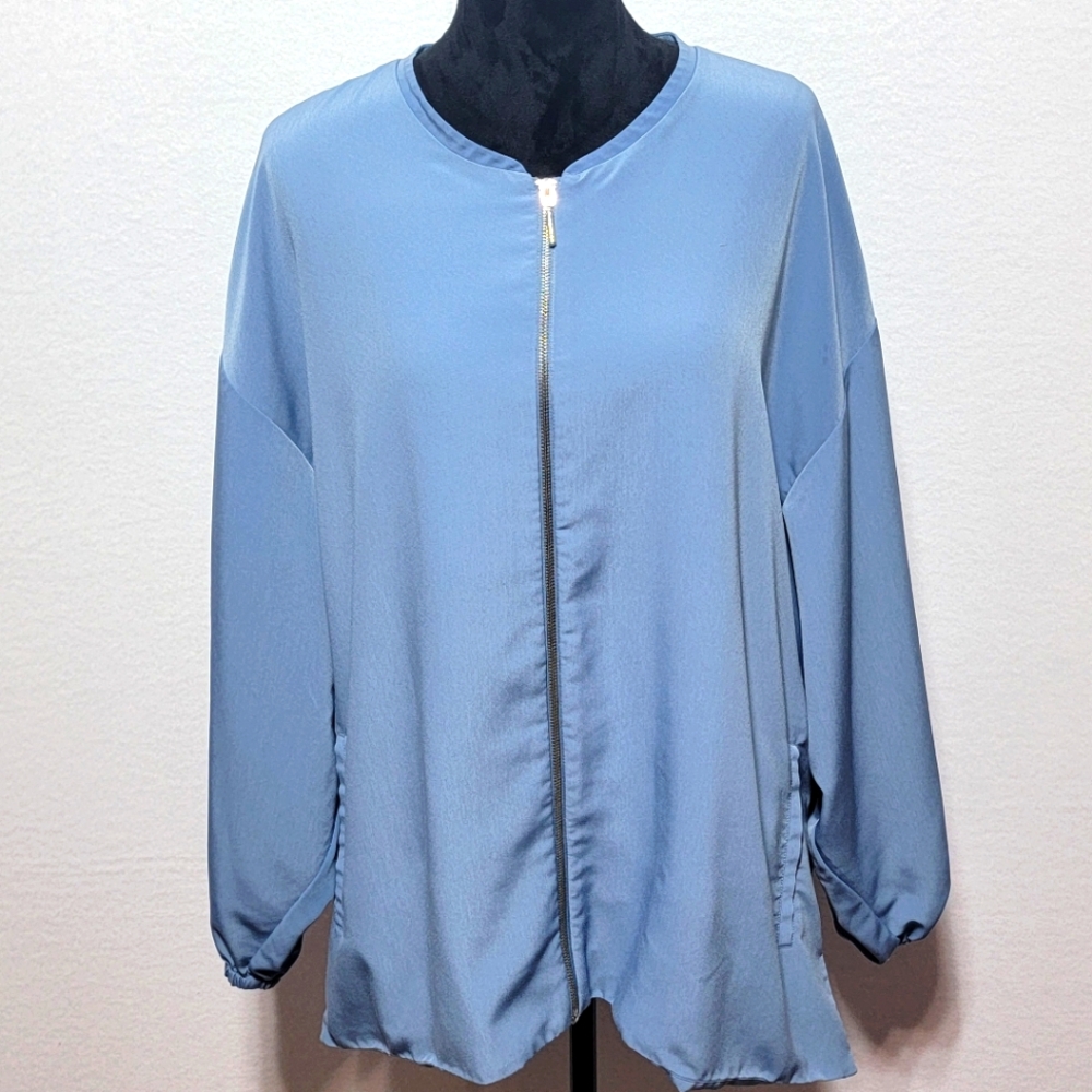 Halston Light Blue Zip-Up Blouse SIZE XL. #629